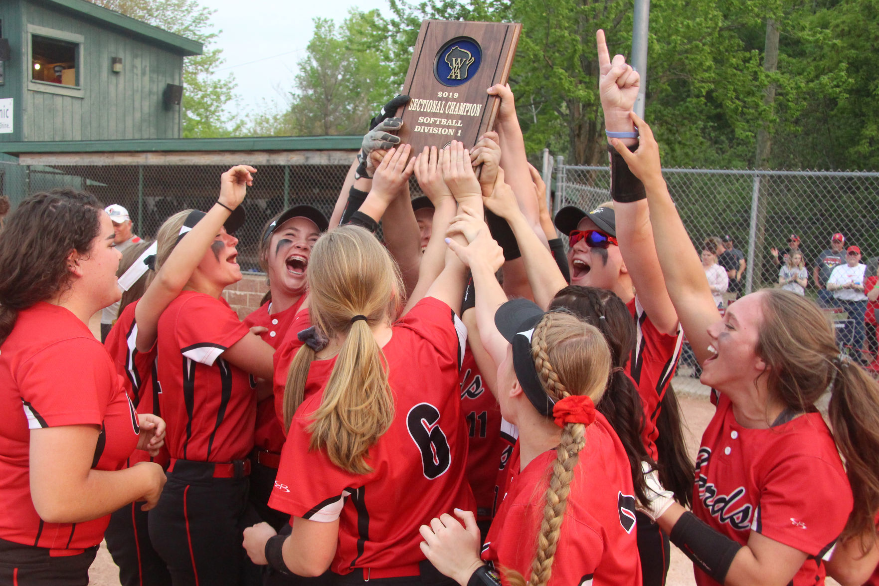Chi-Hi vs Stevens Point softball at D.C. Everest 5-30-19